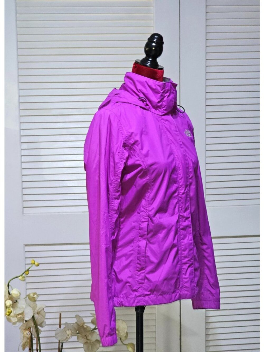 The North Face Women's Magenta HyVent Rain Resolve Jacket Size Small 2618 - Picture 4 of 15